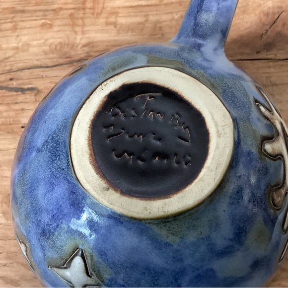 Mara in Mexico - Beautiful & Hugh - Stoneware Ceramic Mug / Cup / Soup Bowl - Picture 11 of 15